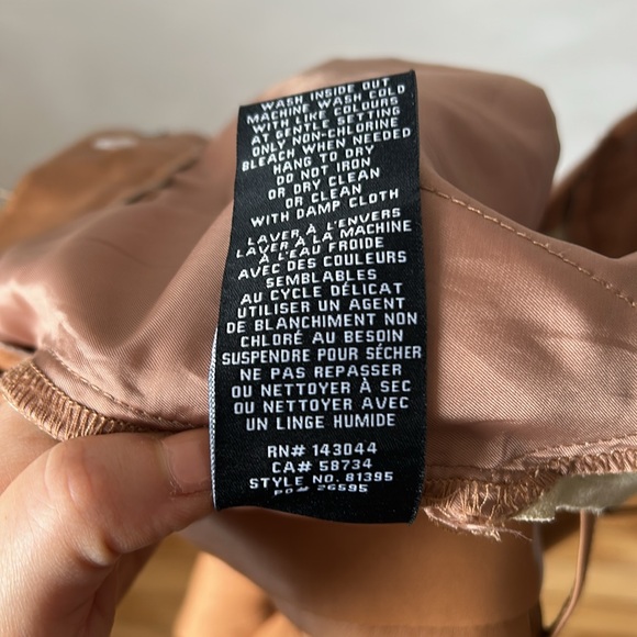 7 For All Mankind Faux Leather Shorts size XS brown camel pleather vegan - Picture 11 of 11